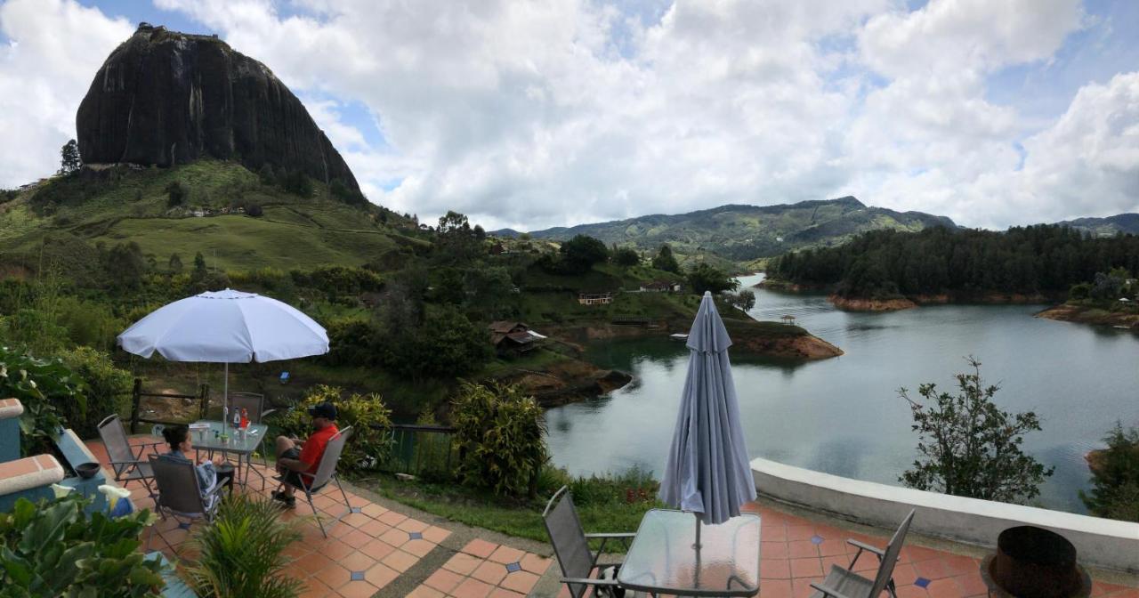 Casa Galeria Guatape Villa Luaran gambar