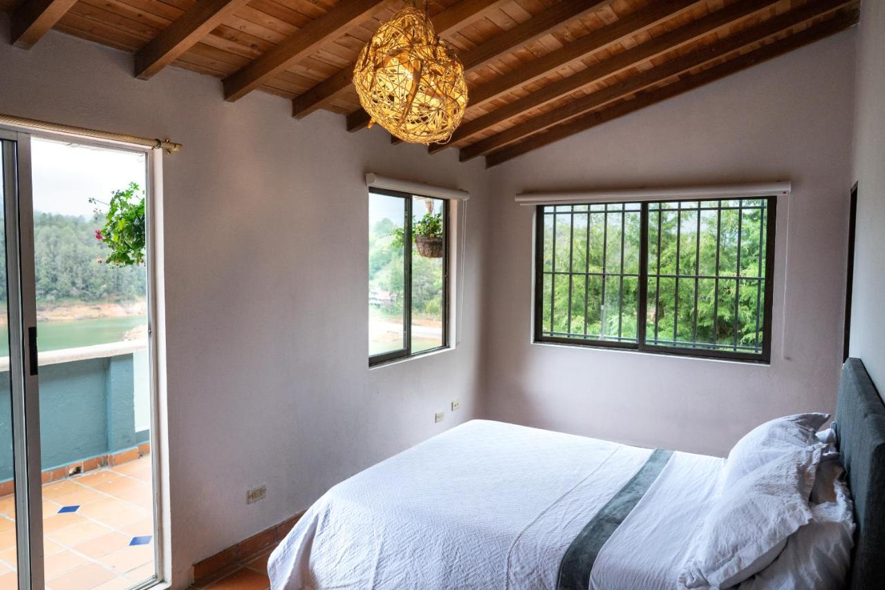 Casa Galeria Guatape Villa Luaran gambar